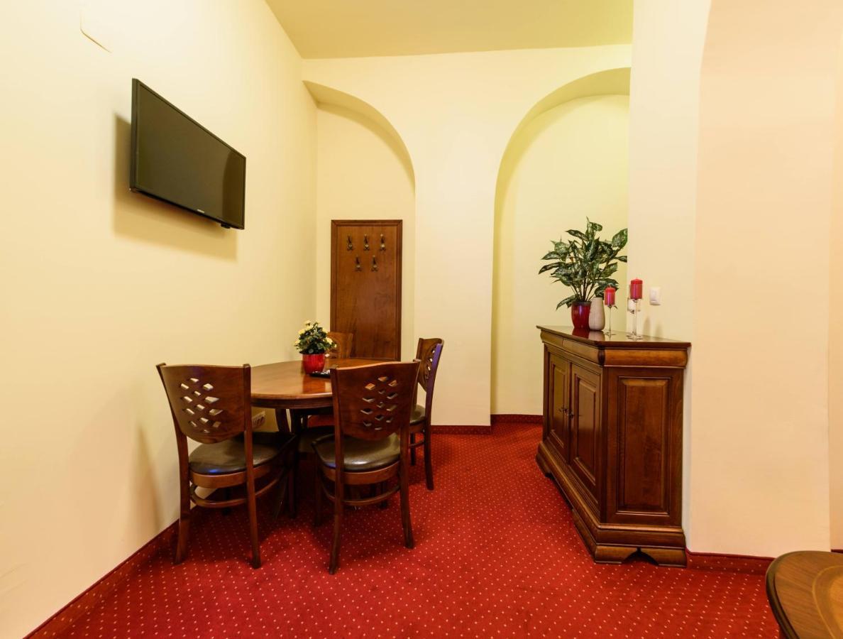 Apartament Baroc Timisoara Esterno foto