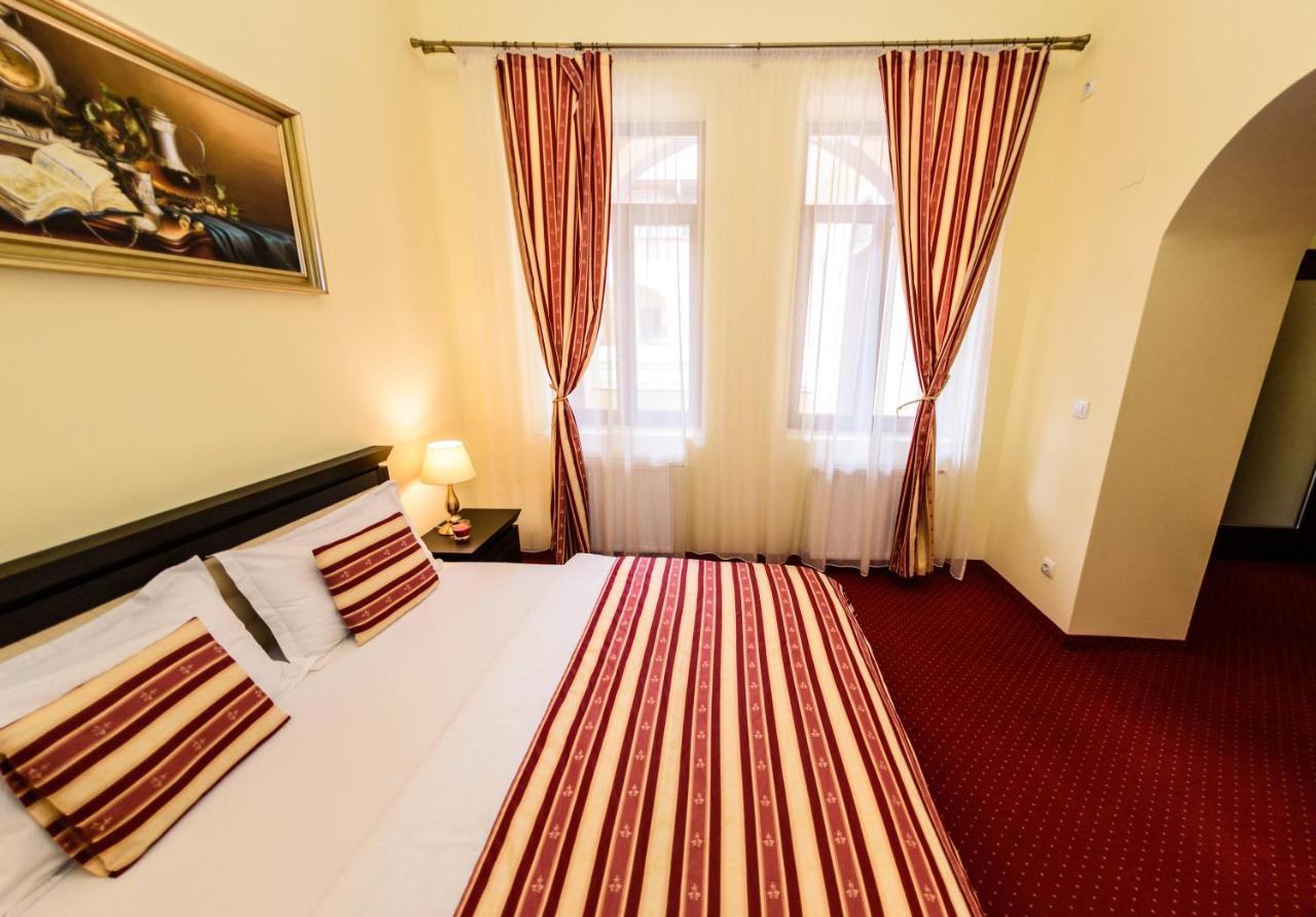 Apartament Baroc Timisoara Esterno foto