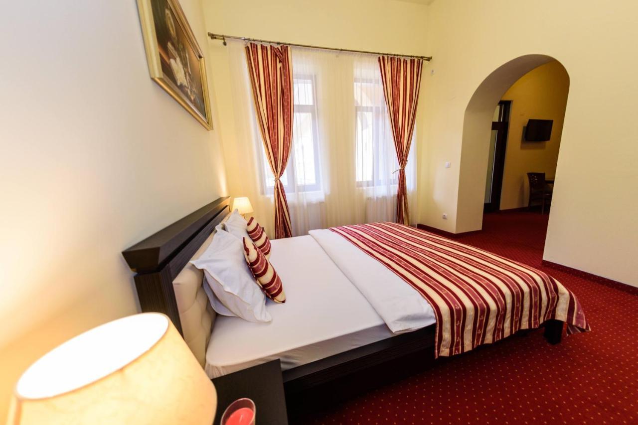 Apartament Baroc Timisoara Esterno foto